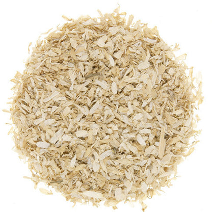 Camomile flowers and leaves